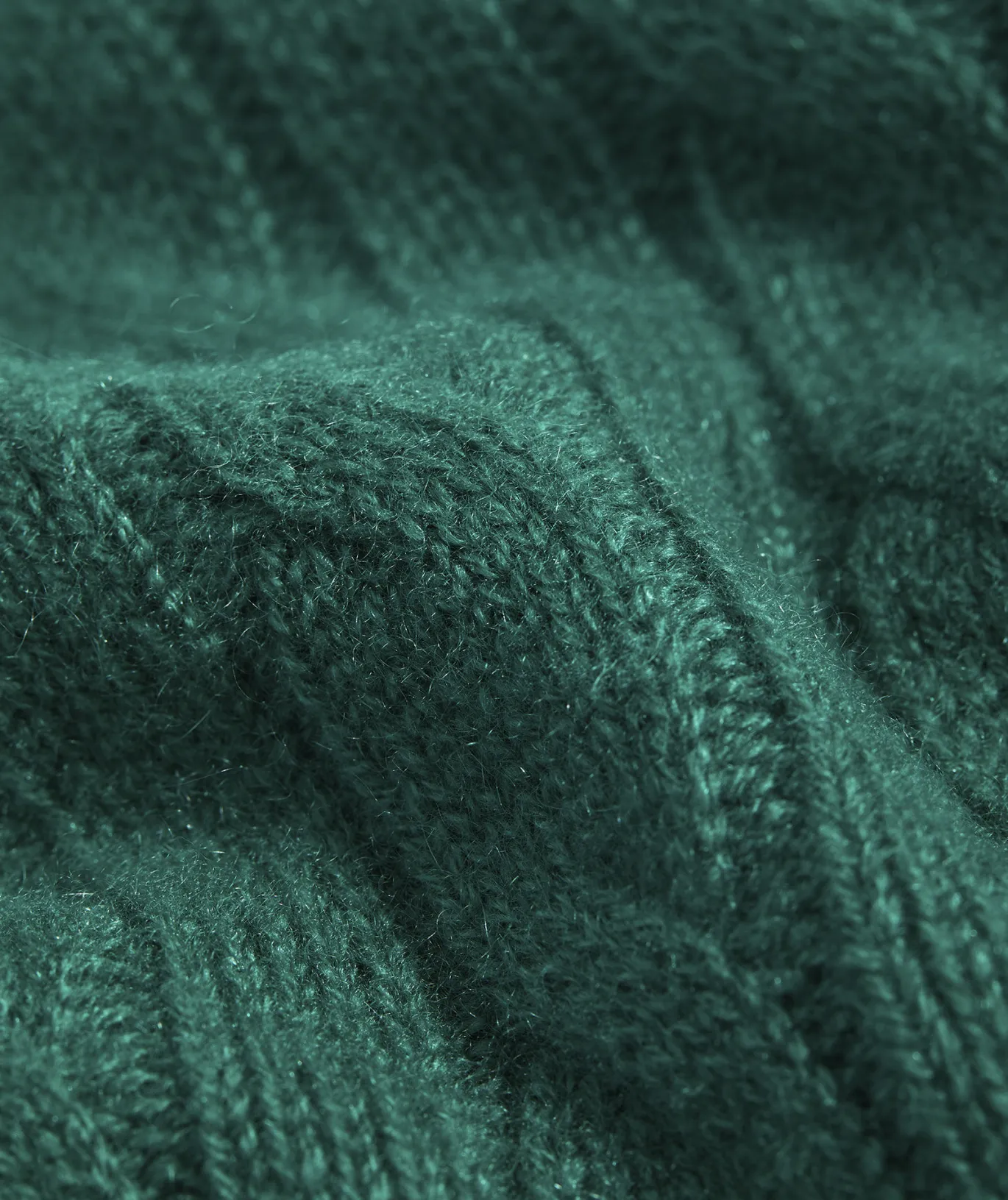 Cashmere Classic Cable Crewneck Sweater